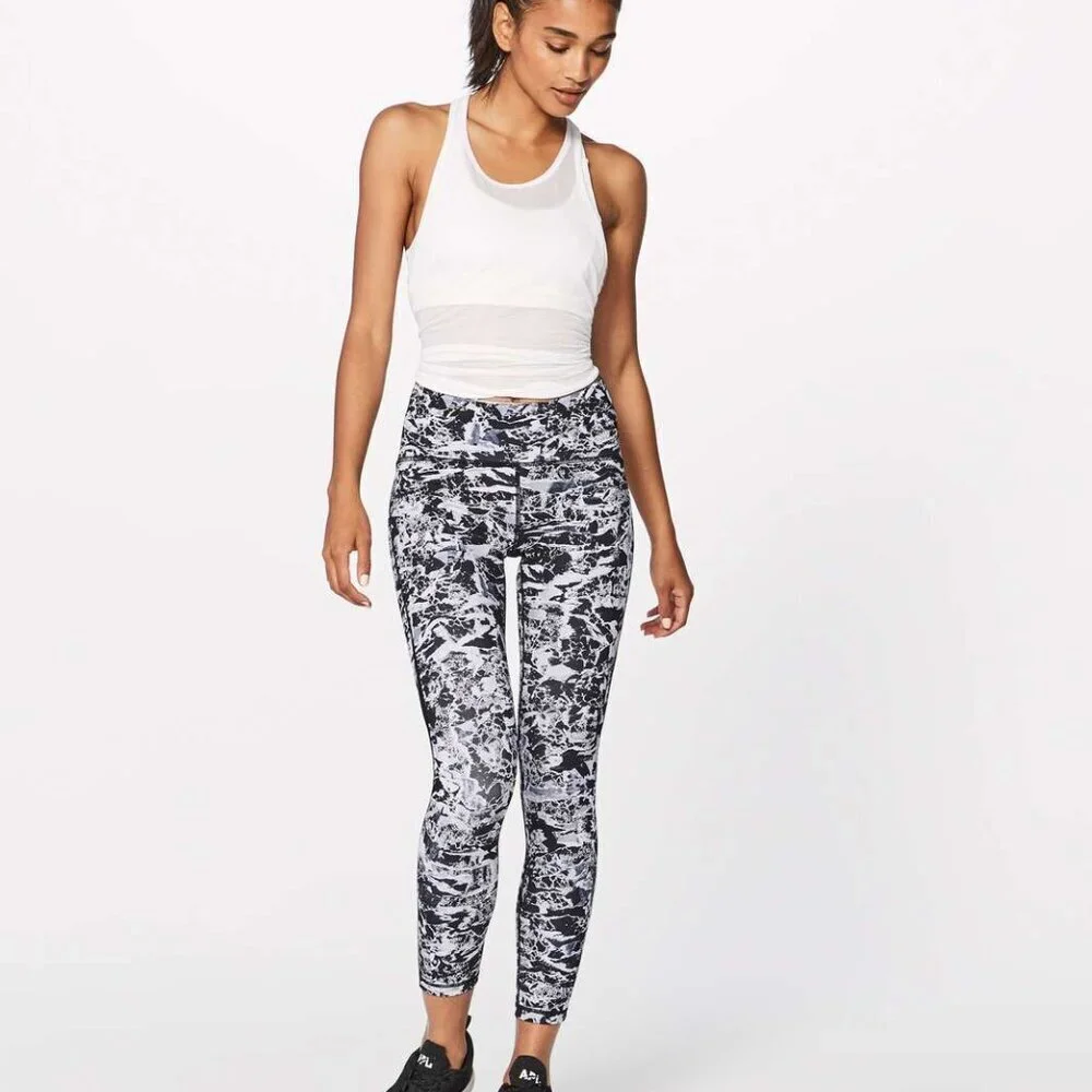 Lululemon Black Interlaced Starlight Train Times Leggings Size 10 26611 - Picture 12 of 15